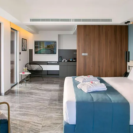 Mercure Ларнака