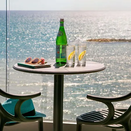 Hotell Mercure Larnaca
