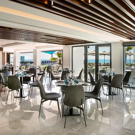 Hotell Mercure Larnaca