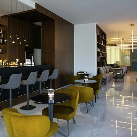 Mercure 4*