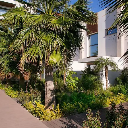 Mercure Larnaca