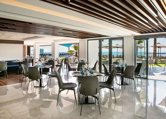 Hotel Mercure Larnaka