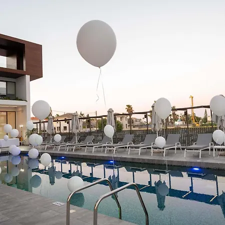 Mercure Larnaca